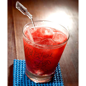 www.receitadecaipirinha.com.br/wp-content/uploads/2012/11/caipirinha-de-saque.jpg